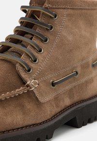 Pompeii BRISTOL BOOT - Bottines à lacets - taupe