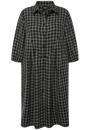 Černé a šedé kostkované šaty, knoflíkové zapínání vpředu, límečkový výstřih, rukávy tříčtvrteční délky, splývavý silueta a měkká textura látky.