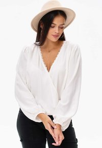 blue shadow DARCY - Blouse - ecru