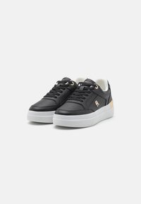 Tommy Hilfiger LUX HARDWARE COURT - Sneakers basse - black
