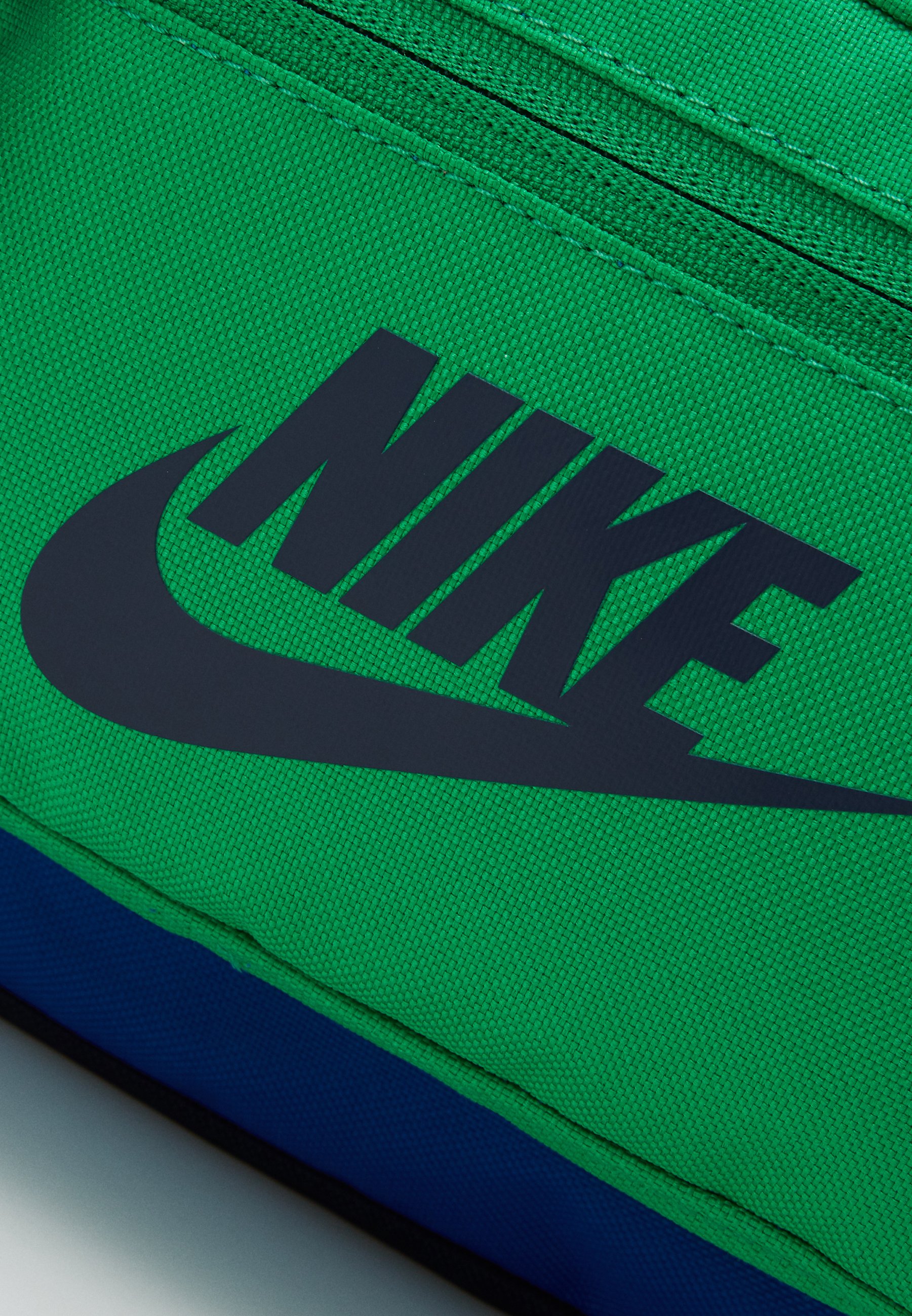 nike tanjun obsidian