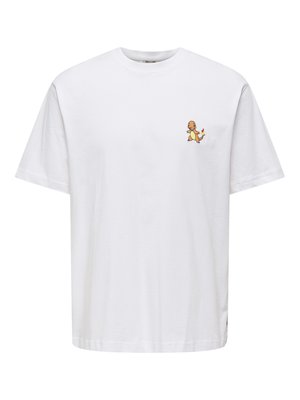 T-shirt blanc à manches courtes avec petit graphisme coloré du personnage Charmander sur la partie gauche de la poitrine.
