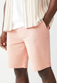 Next STRETCH - Shorts - orange