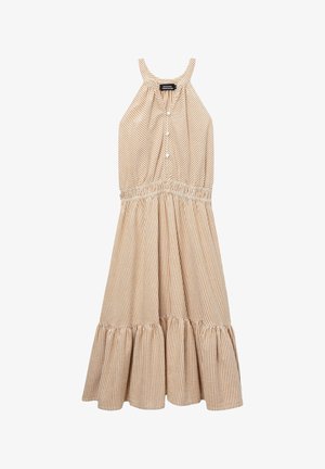 Robe sans manches beige et blanche à rayures avec col halter, boutons sur le devant, taille froncée et ourlet évasé à volants.