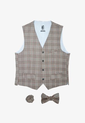 Bruin en wit geruit vest met een witte voering, vijf knopen en twee zakken, vergezeld van een bijpassende vlinderdass en pochette.