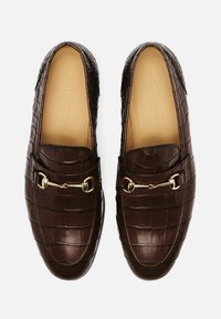 Scarosso ALESSANDRO - Zapatos sin cordones - dark brown croco printed calf