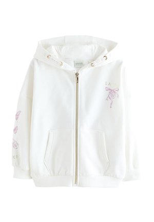 Biała bluza z kapturem na zamek, z przednimi kieszeniami, kapturem ze sznurkami oraz różowymi motywami motyla i klucza na piersi i lewym rękawie.