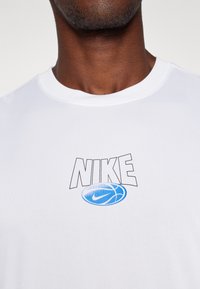 Nike Performance - Koszulka sportowa