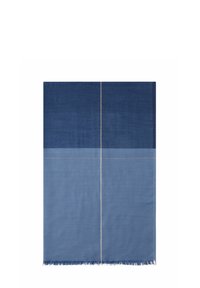 Plaid rectangulaire en dégradé de couleurs bleu foncé à bleu clair, avec une texture tissée et des bords frangés, mettant en avant un design simple.