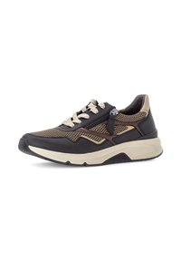 Zwarte en bruine sneaker met een mesh bovenkant, beige veters, zilveren ritsdetails en een chunky beige zool. Getextureerde accenten aan de zijkanten.