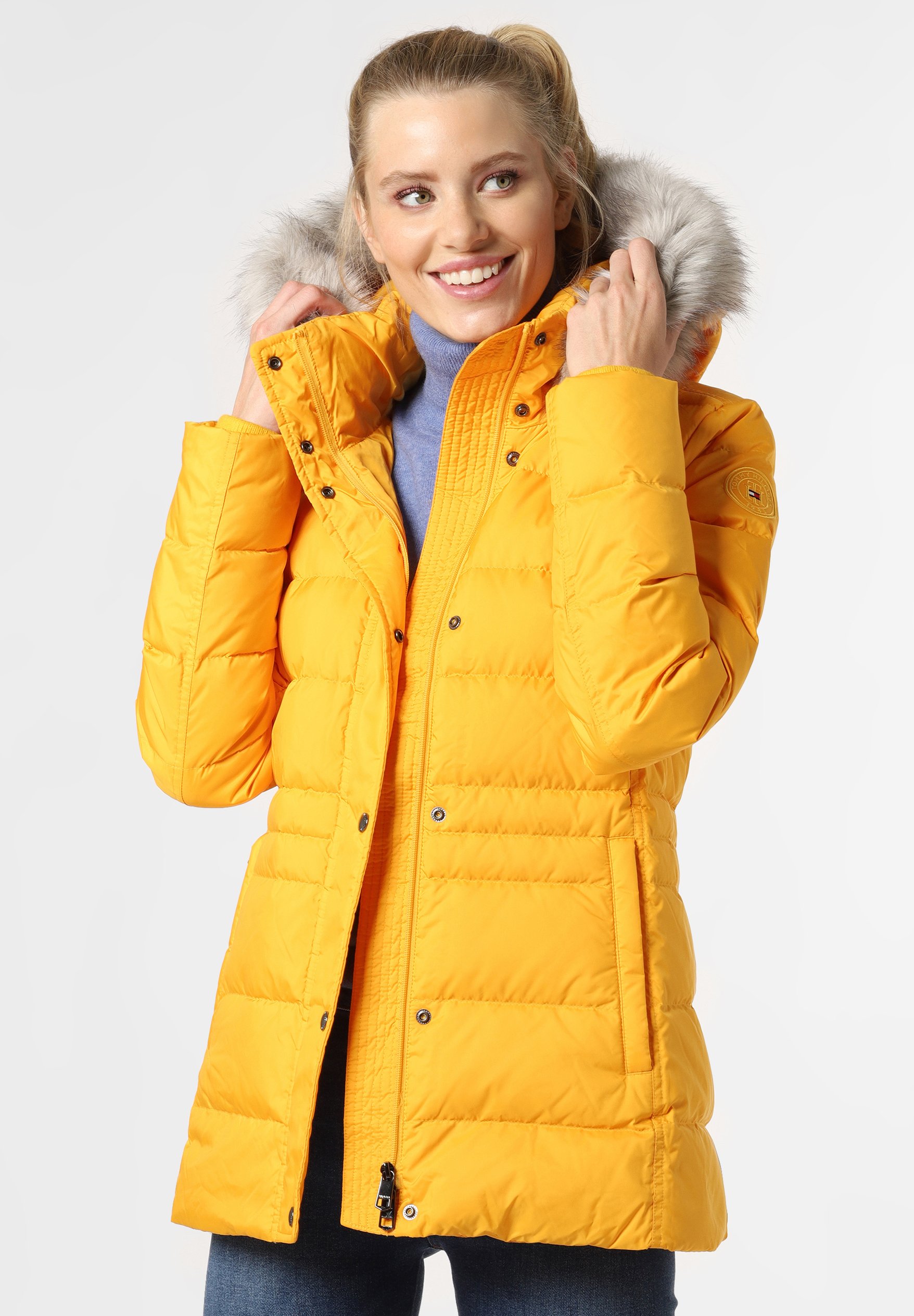 Down Coat Tommy Hilfiger Jacken Damen Winter Down Jacket Tommy Hilfiger  Jacke Rot Damen Sale Damen Winterjacke