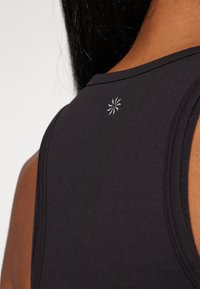 Athleta SALUTATION MIX TANK - Viršus - black