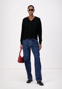 Repeat Strickpullover - black