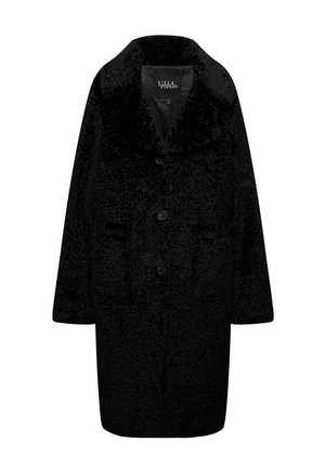 Abrigo negro, de gran tamaño, hecho de tejido de felpa, con cuello extendido, cuatro botones en la parte delantera y dos bolsillos de parche en la parte frontal.
