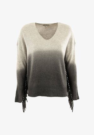 Pull en ombre gris en tricot doux avec un col en V, des poignets côtelés et des accents en franges sur les manches, passant d'une teinte claire à une teinte foncée.