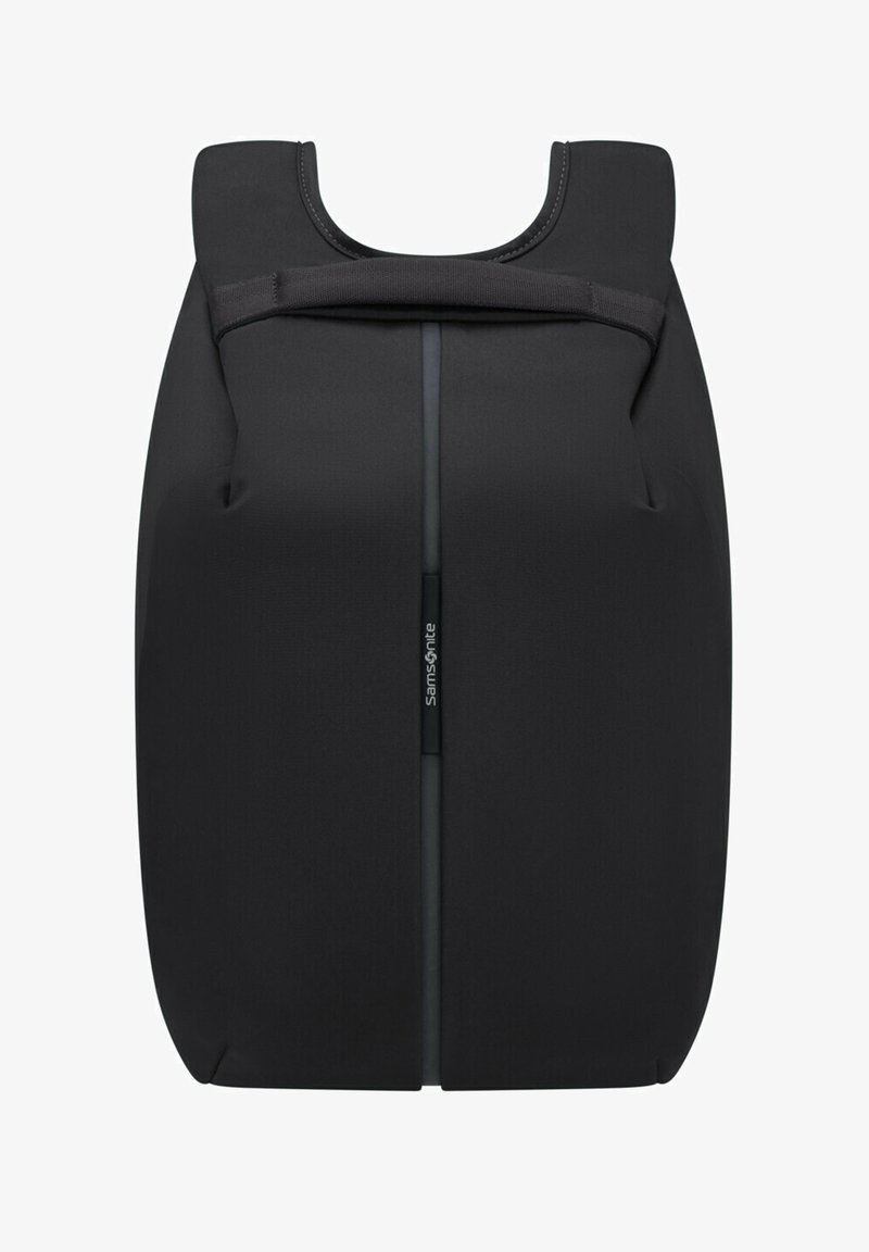 Sac à dos noir au design épuré et minimaliste ; fabriqué en tissu résistant ; doté d'une fermeture éclair centrale et d'une poignée supérieure rembourrée pour le transport.