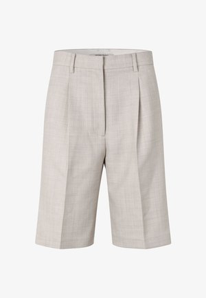 Shorts sartoriali grigio chiaro con tessuto strutturato, davanti plissettato, tasche laterali e vita comoda.