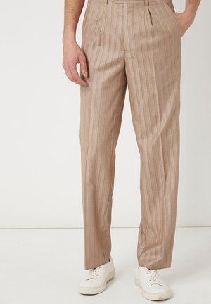DE CABALLERO A RAYAS - Pantalones - beige