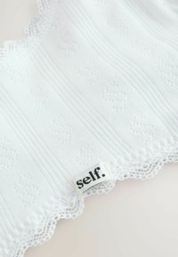 Self. Steznik - white