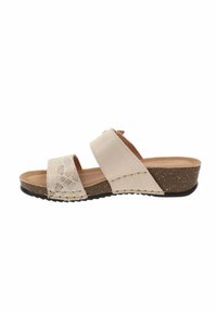 Sandali con zeppa beige con due fasce larghe, una delle quali ha una texture a motivo serpente, soletta morbida e suola maculata per una presa migliore.