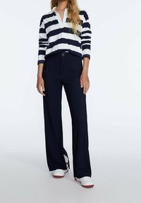 Stradivarius Tygbyxor - dark blue