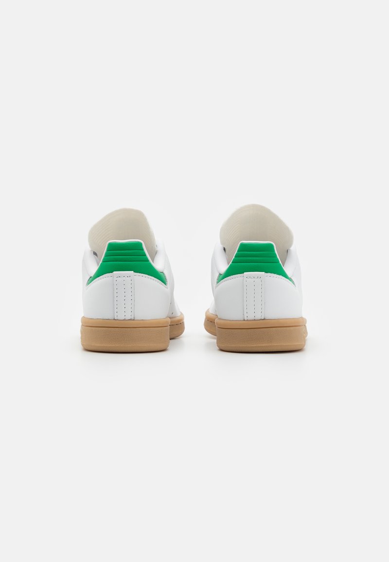 adidas Originals STAN SMITH J Trainers cloud white/green/white