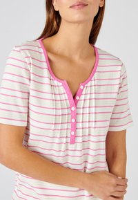 Damart COL TUNISIEN - Camiseta estampada - rayé rose