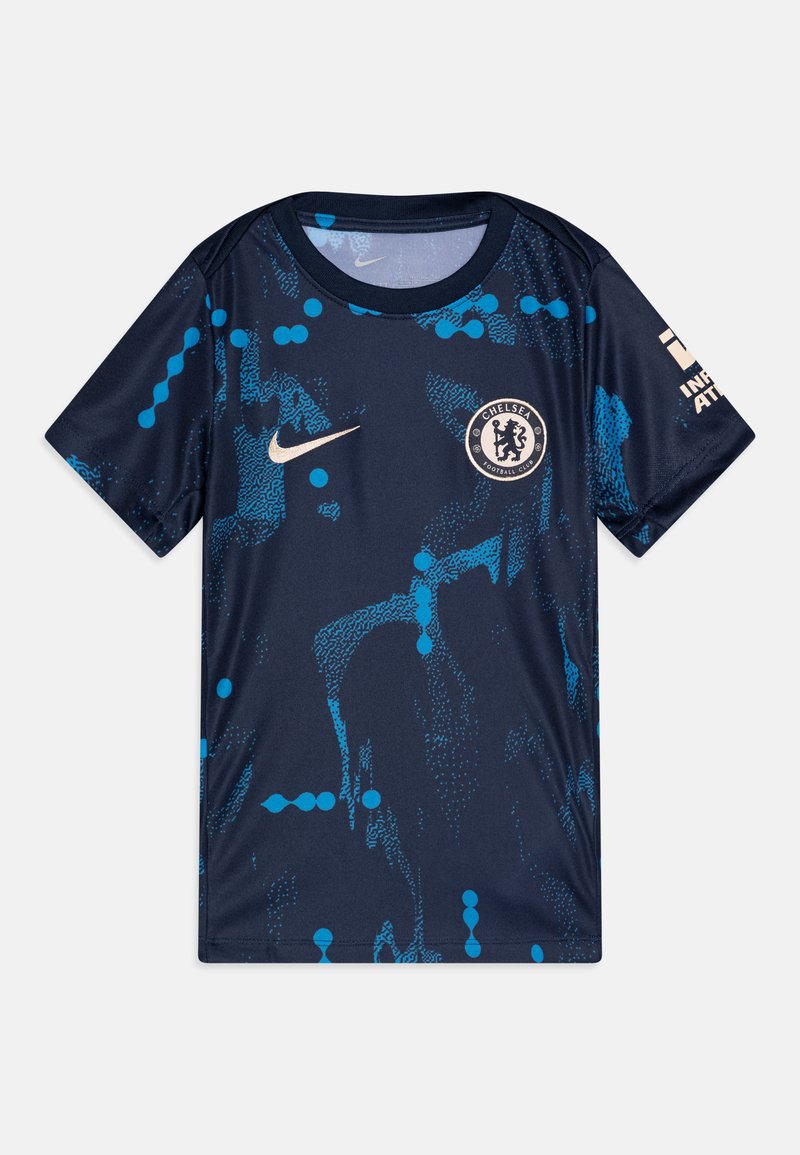 Maglietta da calcio blu navy con un motivo a pois blu dinamici; presenta un collo rotondo, maniche corte, logo Nike ed emblema del Chelsea FC.