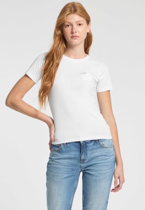 SLIM FIT TASCHE - Basic T-shirt - weiß
