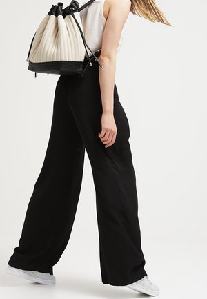 Even&Odd, Sac à dos - black