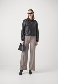 MAX&Co. CANTER - Pantalon classique - schlamm