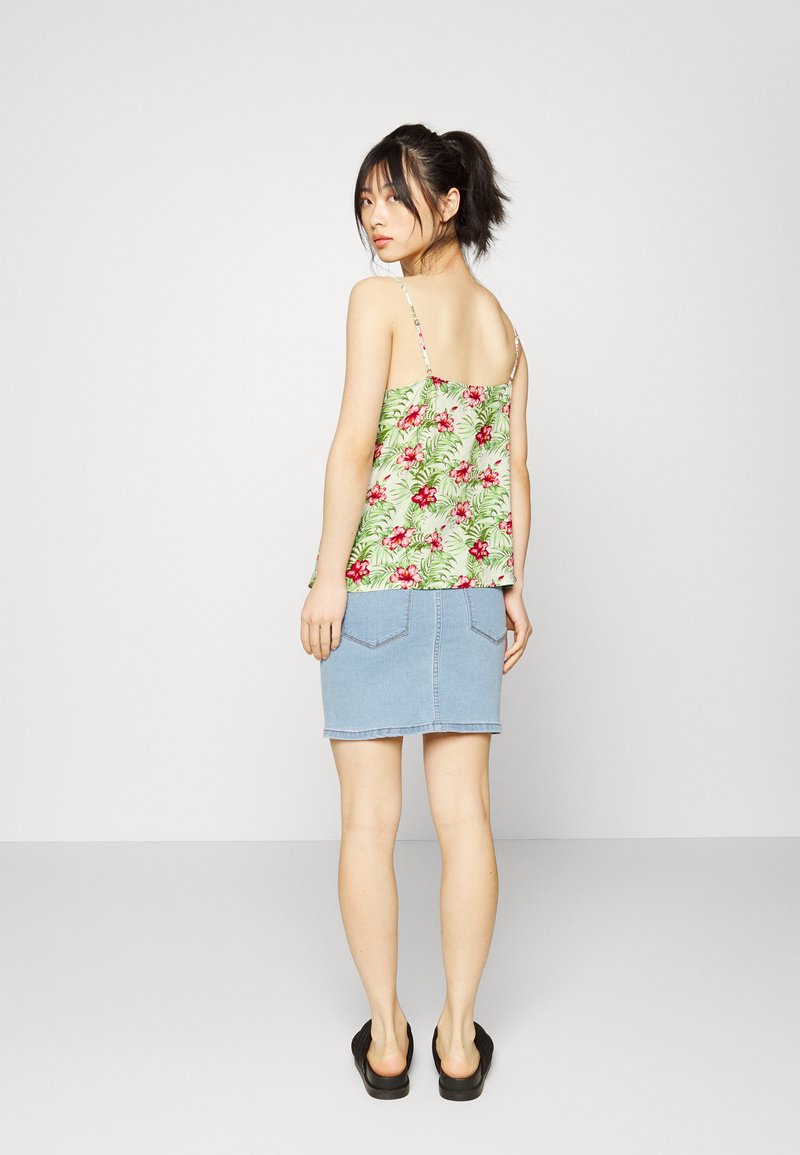 Damen T-Shirts | Vero Moda Petite VMEASY Top snow white/weiß - WJ25913 Damen T-Shirts | Vero Moda Petite VMEASY Top snow white/weiß - WJ25913