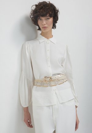 MANICHE A PALLONCINO - Button-down blouse - bianco lana