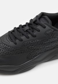 HUGO Sneakers basse - black