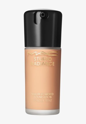 MAC STUDIO RADIANCE SERUM-POWERED FOUNDATION - Base de maquillaje - nw30