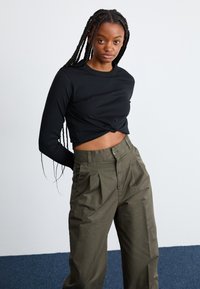 Carhartt WIP SERENA - Pikkade varrukatega topp - black