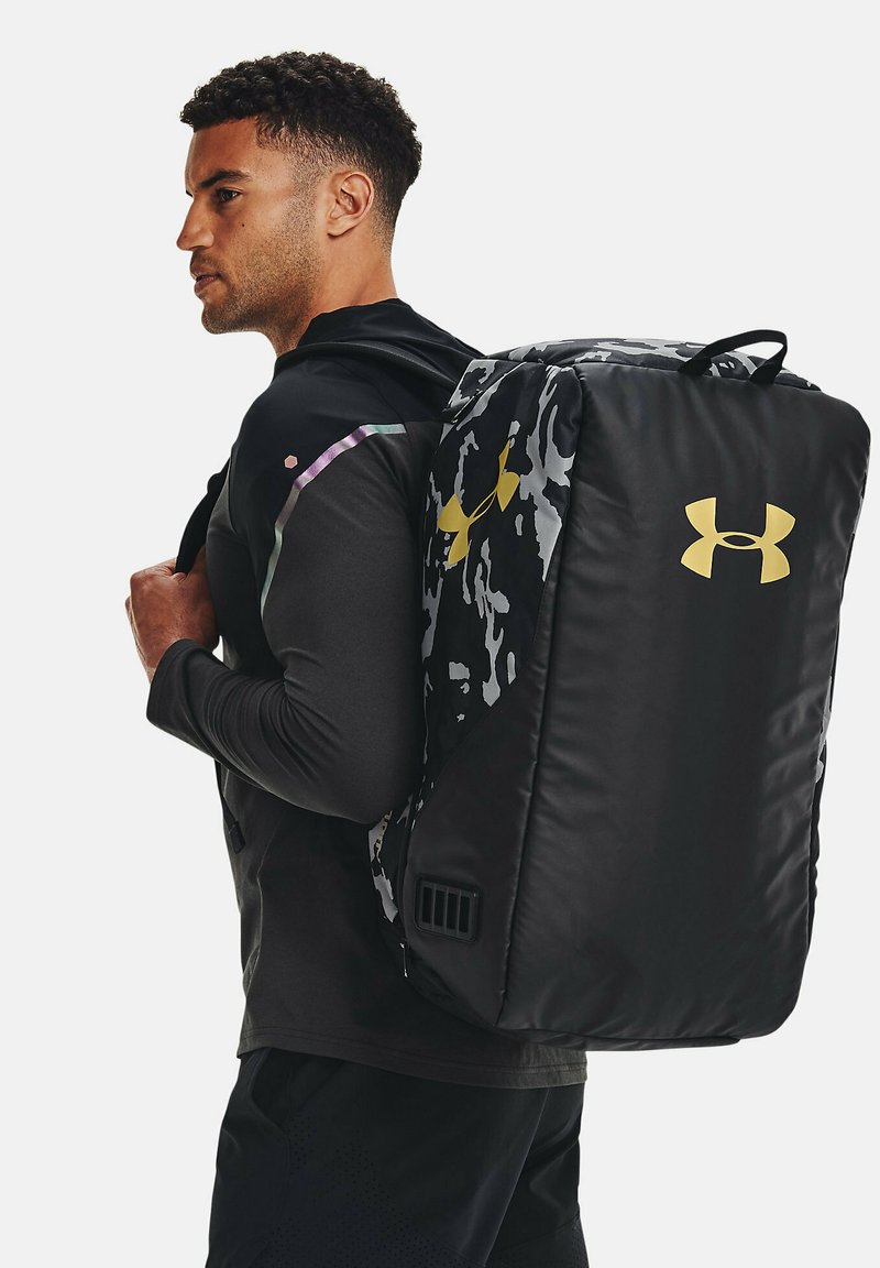 Under Armour CONTAIN DUO MD DUFFLE Sports bag black/black Zalando