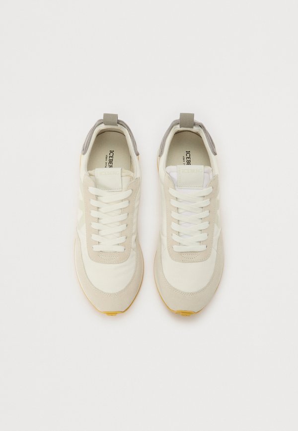 LOOP - Trainers - blanco3