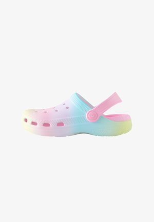 Zoccolo casual slip-on con fori di ventilazione, cinturino rosa regolabile e colori pastello sfumati che fondono rosa, blu e giallo.