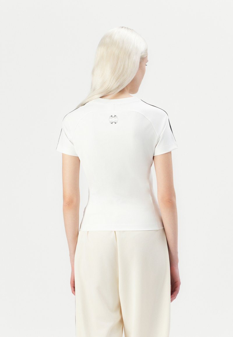 adidas Originals TEAMGEIST TEE - Triko s potiskem - white/black
