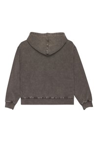 Ciemnoszara krótka bluza z kapturem na sznurki, z prążkowanymi mankietami i dolnym wykończeniem, o miękkiej, lekko teksturowanej powierzchni. Brak widocznych logo lub wzorów.
