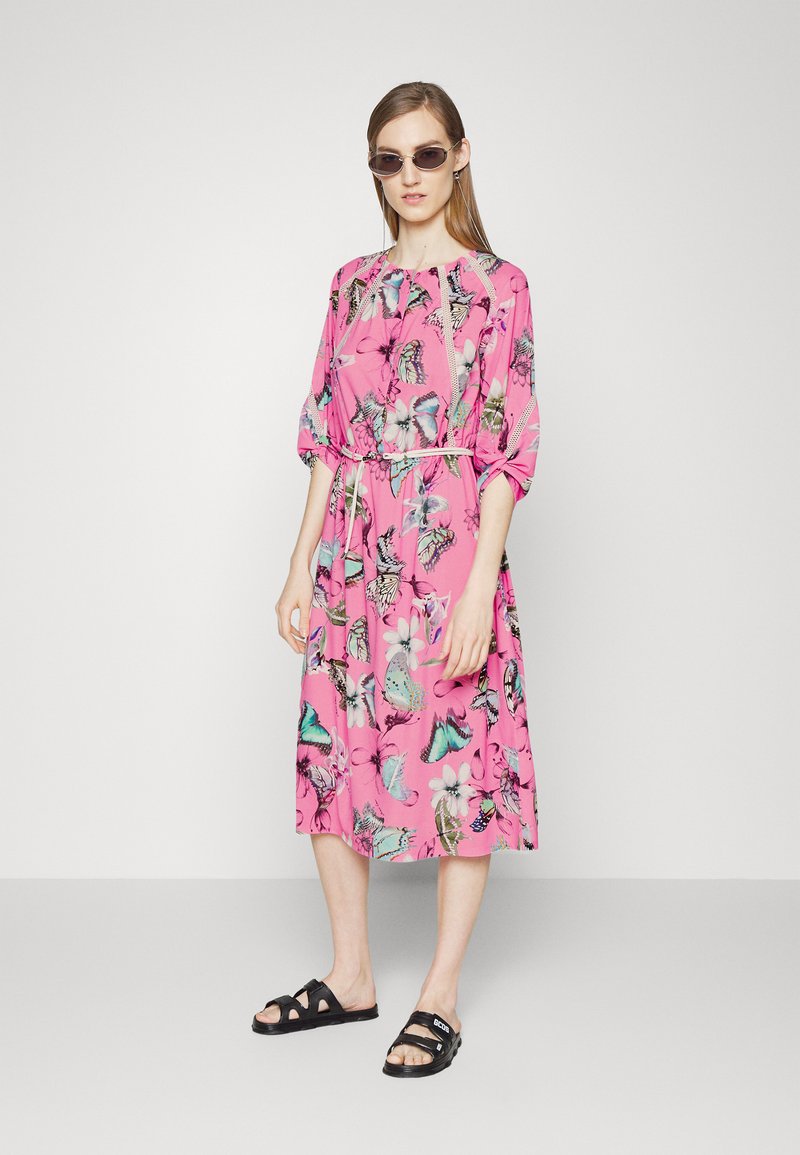 Damen Bekleidung | Marc Cain Freizeitkleid lip gloss/rosa - KG06350 Damen Bekleidung | Marc Cain Freizeitkleid lip gloss/rosa - KG06350