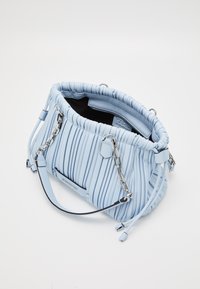 KARL LAGERFELD KUSHION - Borsa a mano - arctic blue