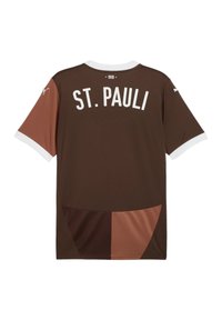 Pruun jalgpallipaita valge krae ja "ST. PAULI" trükiga seljaosas. Segatud pruuni varjundid loovad värvi-blokeeringu disaini.