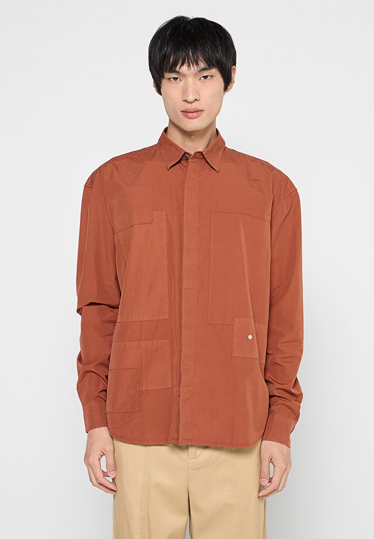 Études Overhemd bruin