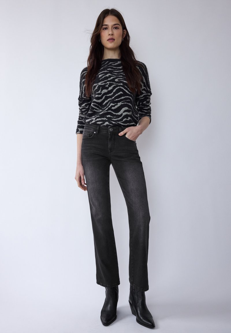 Street One Jeans Jane in Schwarz kaufen | 15119