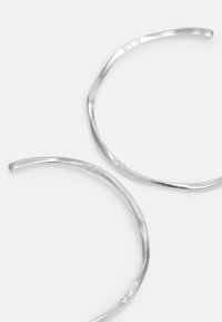 Maanesten ECHO GRANDE EARRING - Fülbevalók - silver-coloured