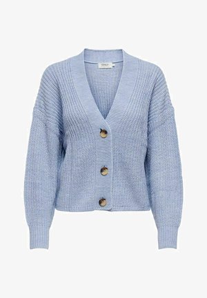 Cardigan en tricot bleu clair avec un col en V, doté de quatre gros boutons marron et de manches larges. Détails en côtes aux poignets et à l'ourlet.