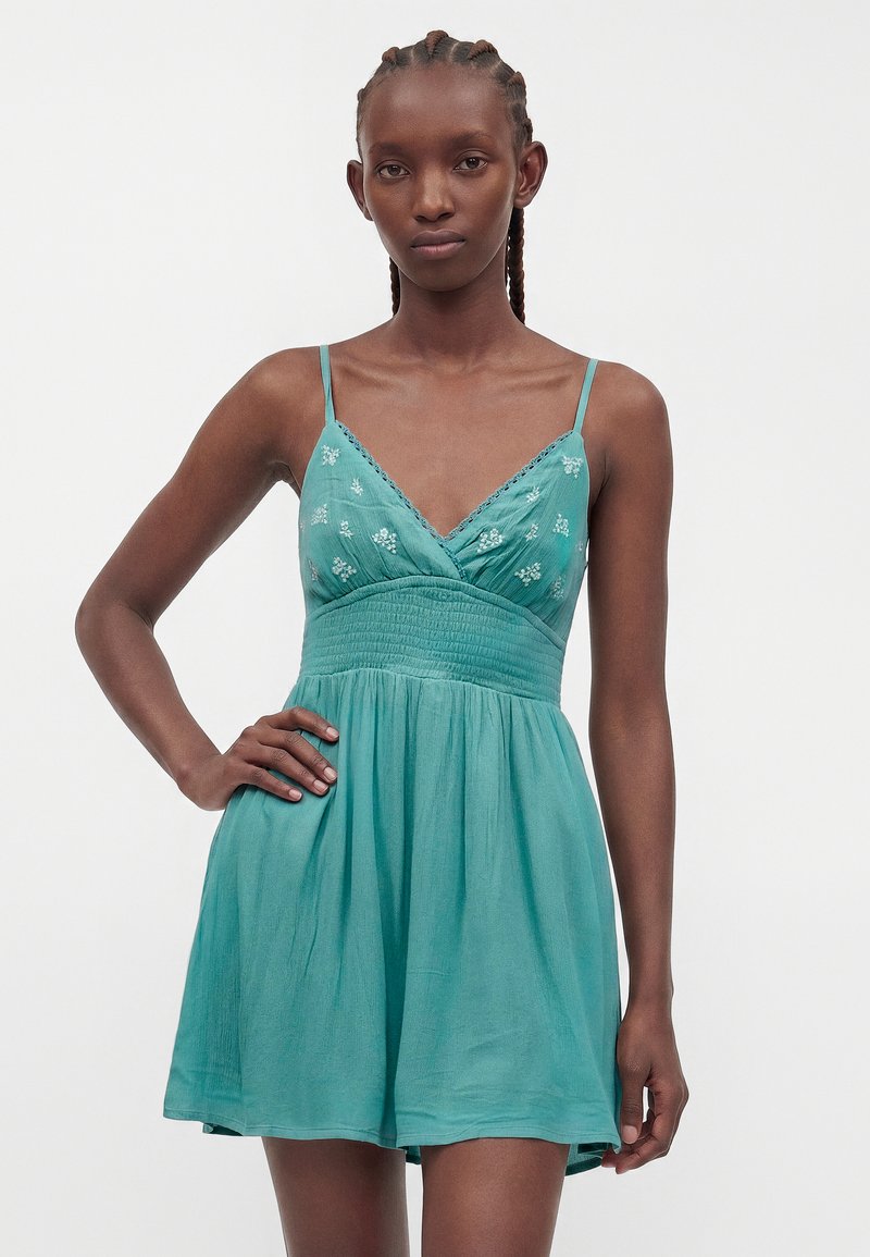 Hollister Co. BARE SMOCKED WAIST - Day dress - light blue