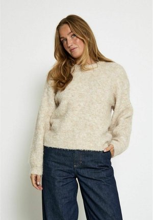 - Sweter